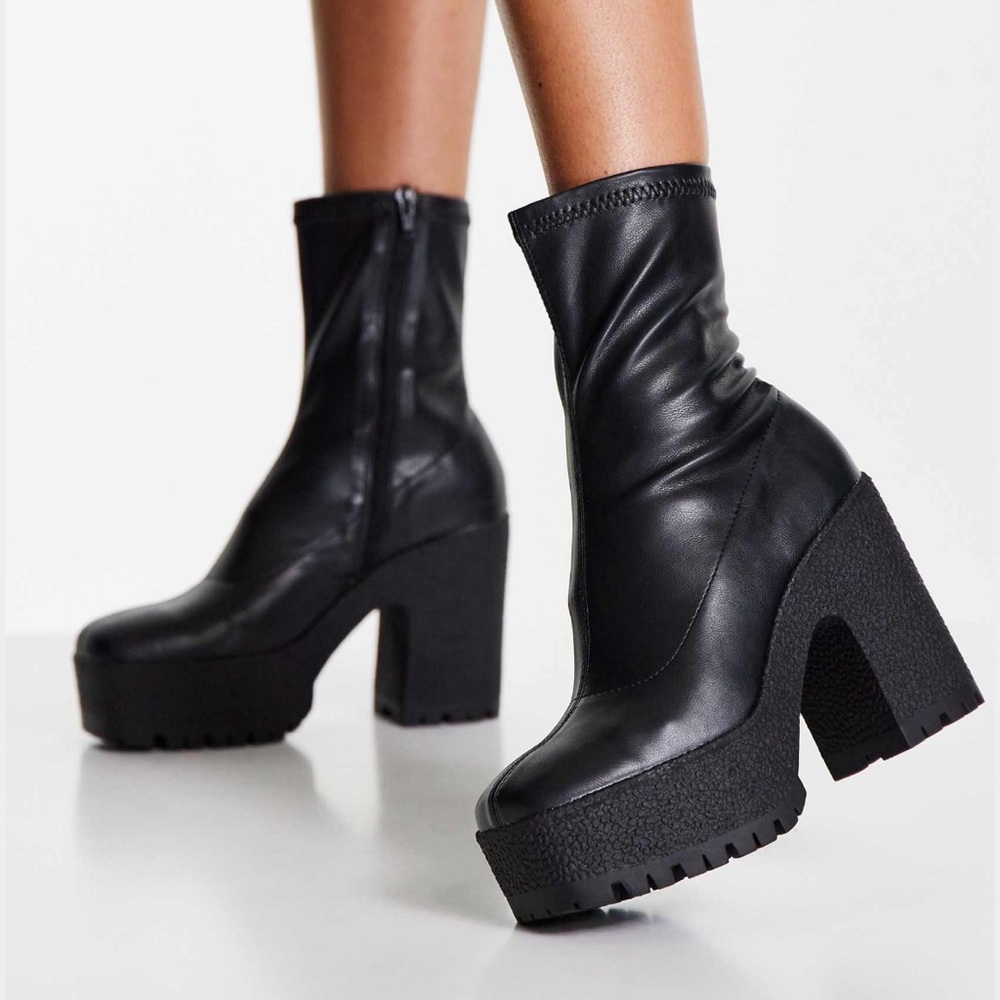asos design high heeled boots - black